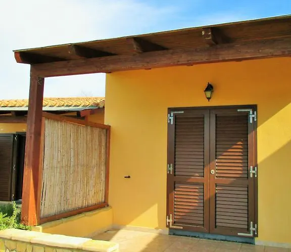 Отель Villaggio Sabbie D'oro 2*